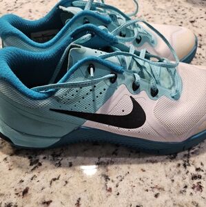 Nike Teal and White Athletic Shoes Used Excellent Conditions